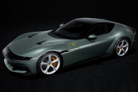 FE043SE-Ferrari-12-Cilindri-Verde-Toscana-LTD-99