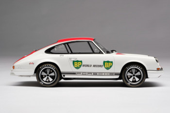 911R-small3
