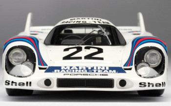 AM_Porsche_917K_(Martini)