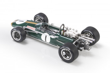 brabham-bt24-brabham-bt24-1-jack-brabham-second-place-mexico-gp-1967-02-web