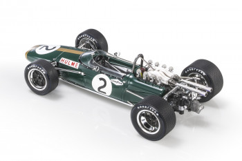 brabham-bt24-brabham-bt24-2-denny-hulme-third-place-mexico-gp-1967-03-web