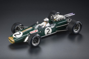 brabham-bt24-brabham-bt24-nr-2-denny-hulme-3rd-place-mexico-gp-1967-with-driver-02-web