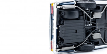 CMC-M205-Pullman-LA-Detail-Gewichte-Boden-HintenB-Web