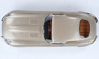 Jaguar_E-Type_1961_6