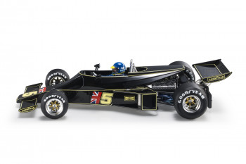 lotus-77-lotus-77-5-ronnie-peterson-brazilian-gp-1976-with-driver-03-web