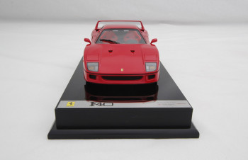 M5904-1-18-Ferrari-F40-1-1620x1050