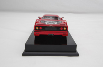 M5904-1-18-Ferrari-F40-9-1620x1050
