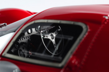 M5933_330P4-_21_Resized_4000x2677