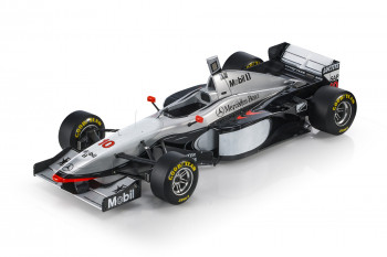 mclaren-mp412-mercedes-mp412-david-coulthard-10-01-web