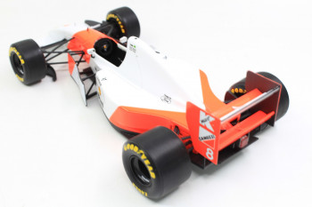 mclaren-mp48-8-11-web