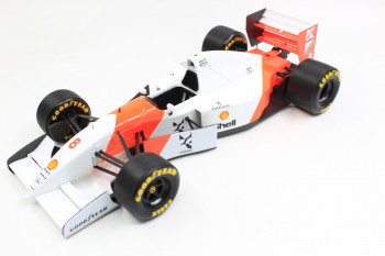 mclaren-mp48-8-25-web_1_
