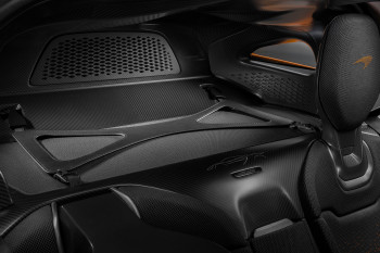 Webedit_0013_Original-16816-23-mclaren-w1-interior-luggage-space_4000x2677_crop_center