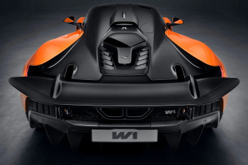 Webedit_0020_Original-16824-14-mclaren-w1-rear-wide_4000x2677